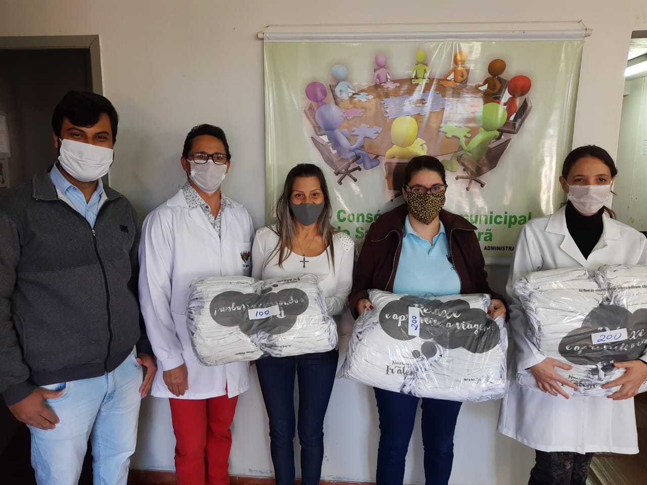 CIS Ivaiporã recebe doação de 500 máscaras da empresa Viação Garcia